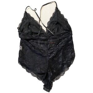 Avid Love - Black lace lingerie women's size XXL